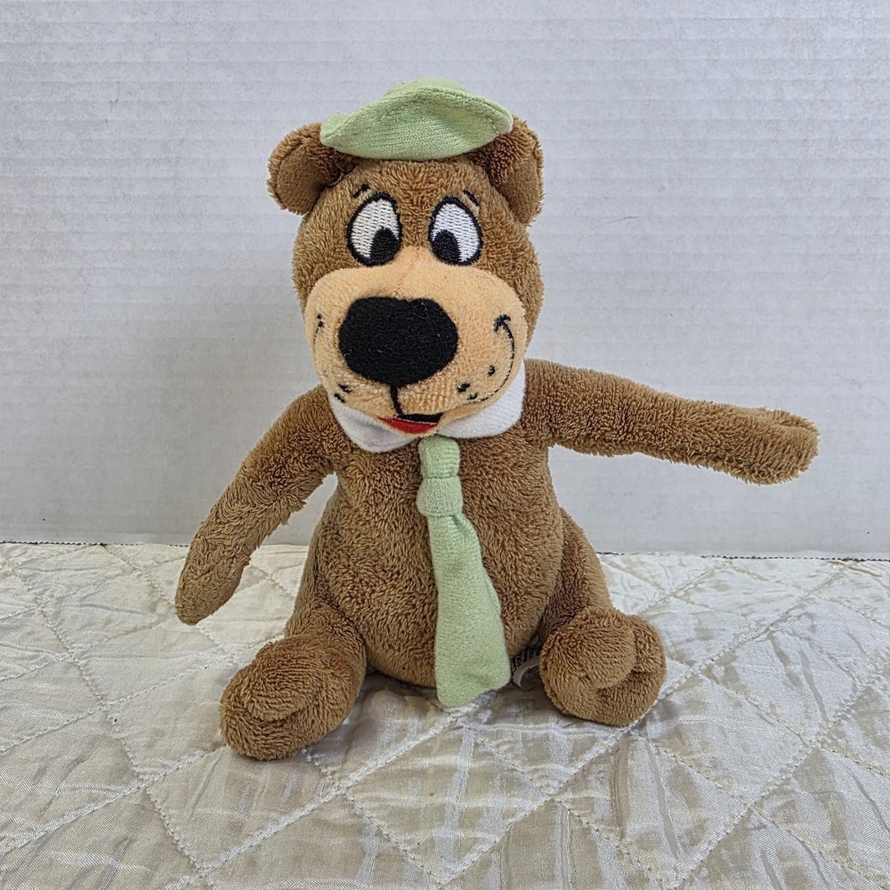 Hanna Barbera 7" Yogi‎ Bear Sitting Plush Stuffed Animal Toy Camp  Jellystone